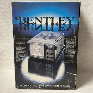 VTG Bentley Deluxe Portable 5" Black & White Television 100c 82 Channel VHF/UHF